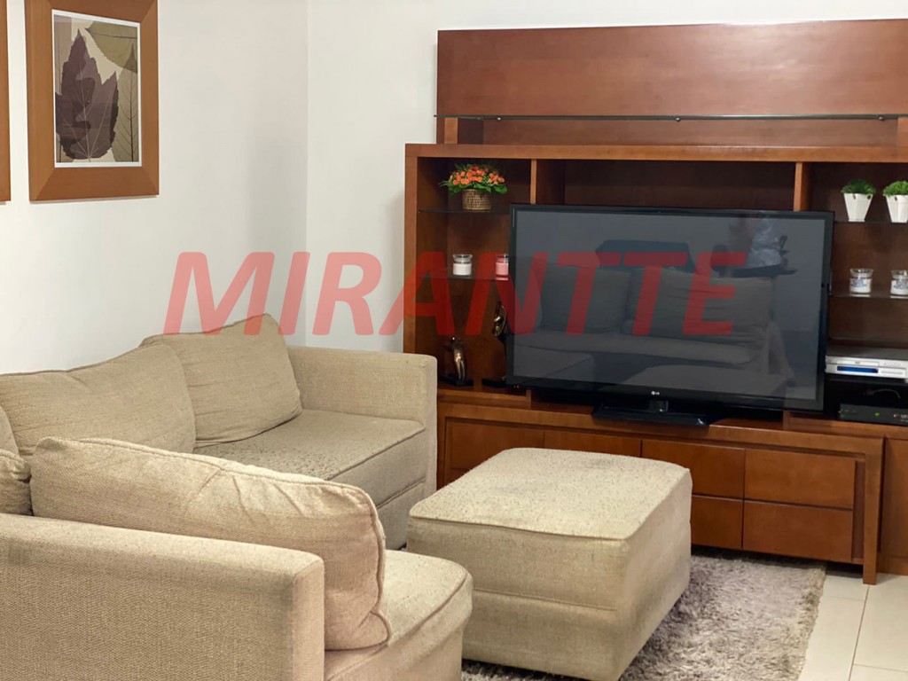 Cond. fechado de 400m² com 4 quartos em Horto Florestal