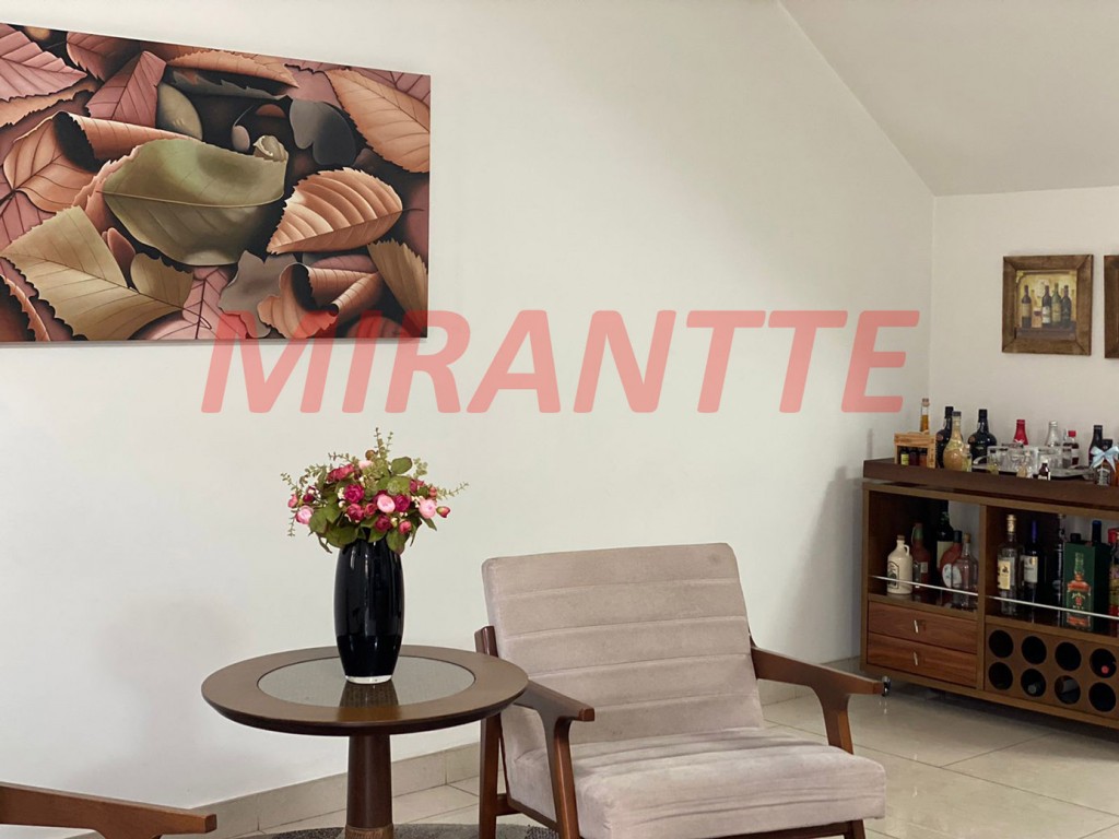Cond. fechado de 400m² com 4 quartos em Horto Florestal