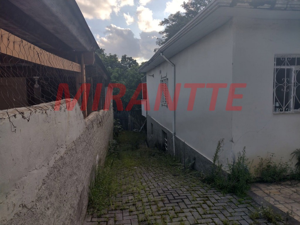Terreno de 625m² em Parada Inglesa