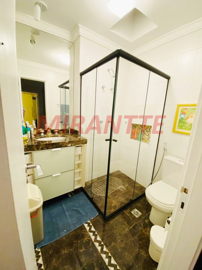 Cond. fechado de 200m² com 4 quartos em Tremembe