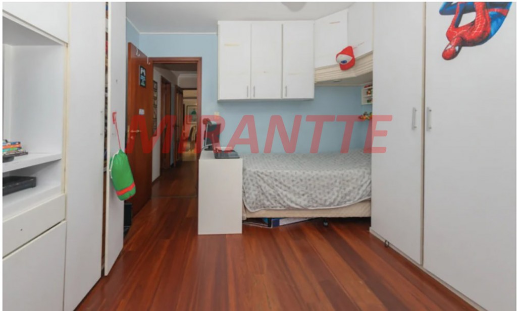 Apartamento de 89m² com 3 quartos em Água Fria