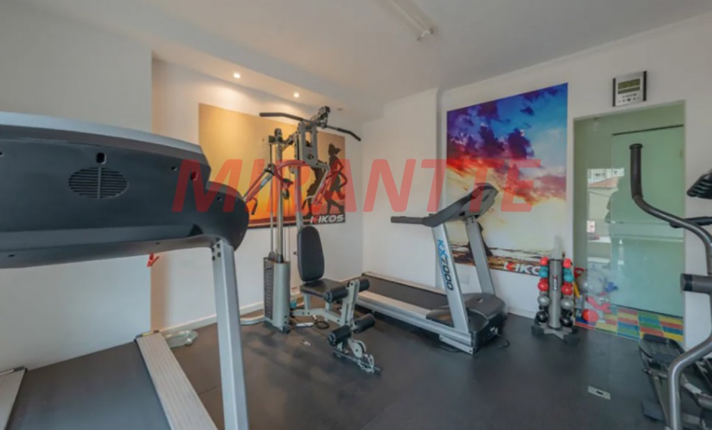Apartamento de 89m² com 3 quartos em Água Fria