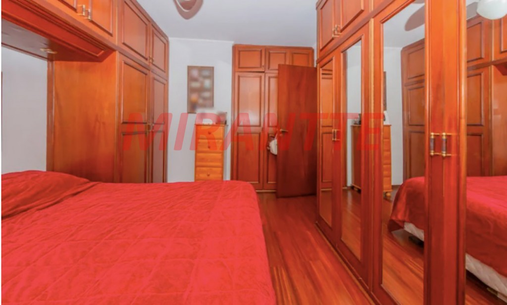 Apartamento de 89m² com 3 quartos em Água Fria