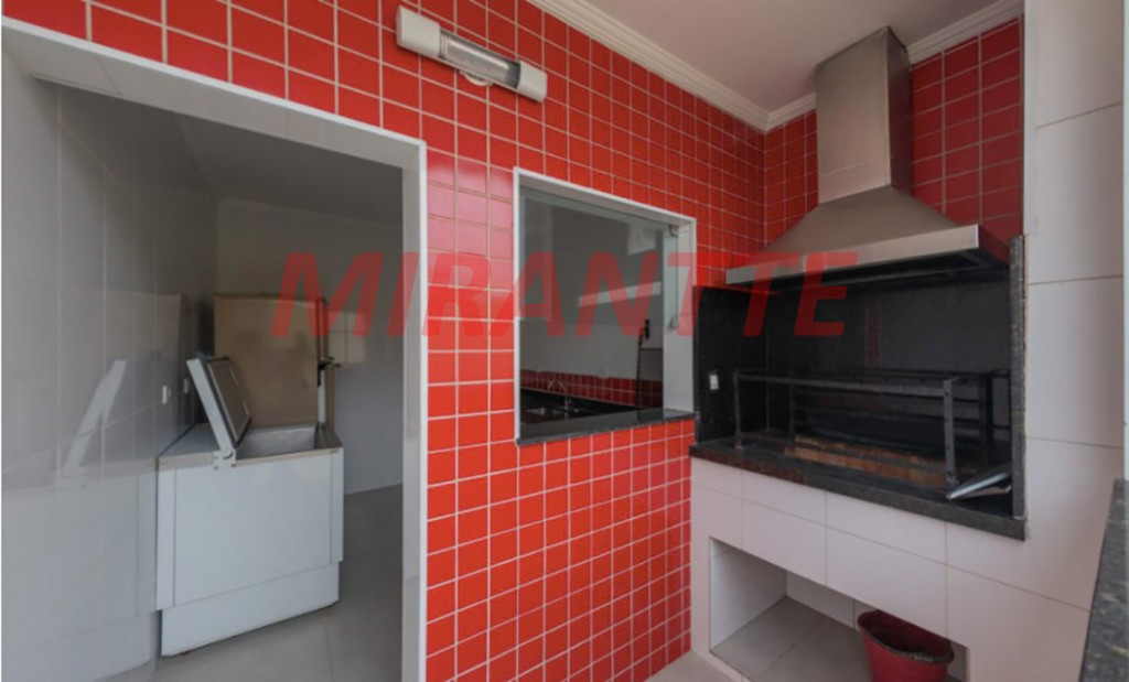 Apartamento de 89m² com 3 quartos em Água Fria