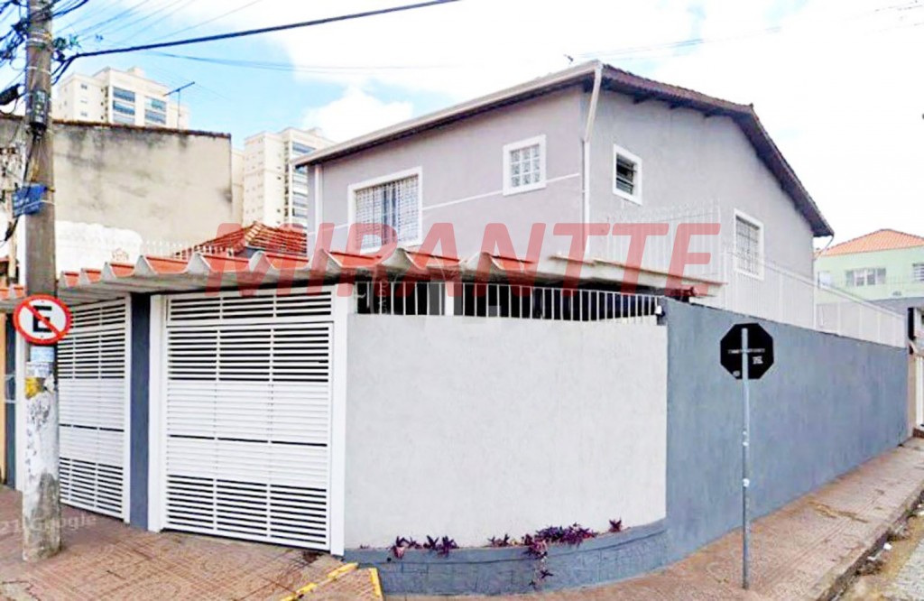 Sobrado de 250m² com 4 quartos em Camargos