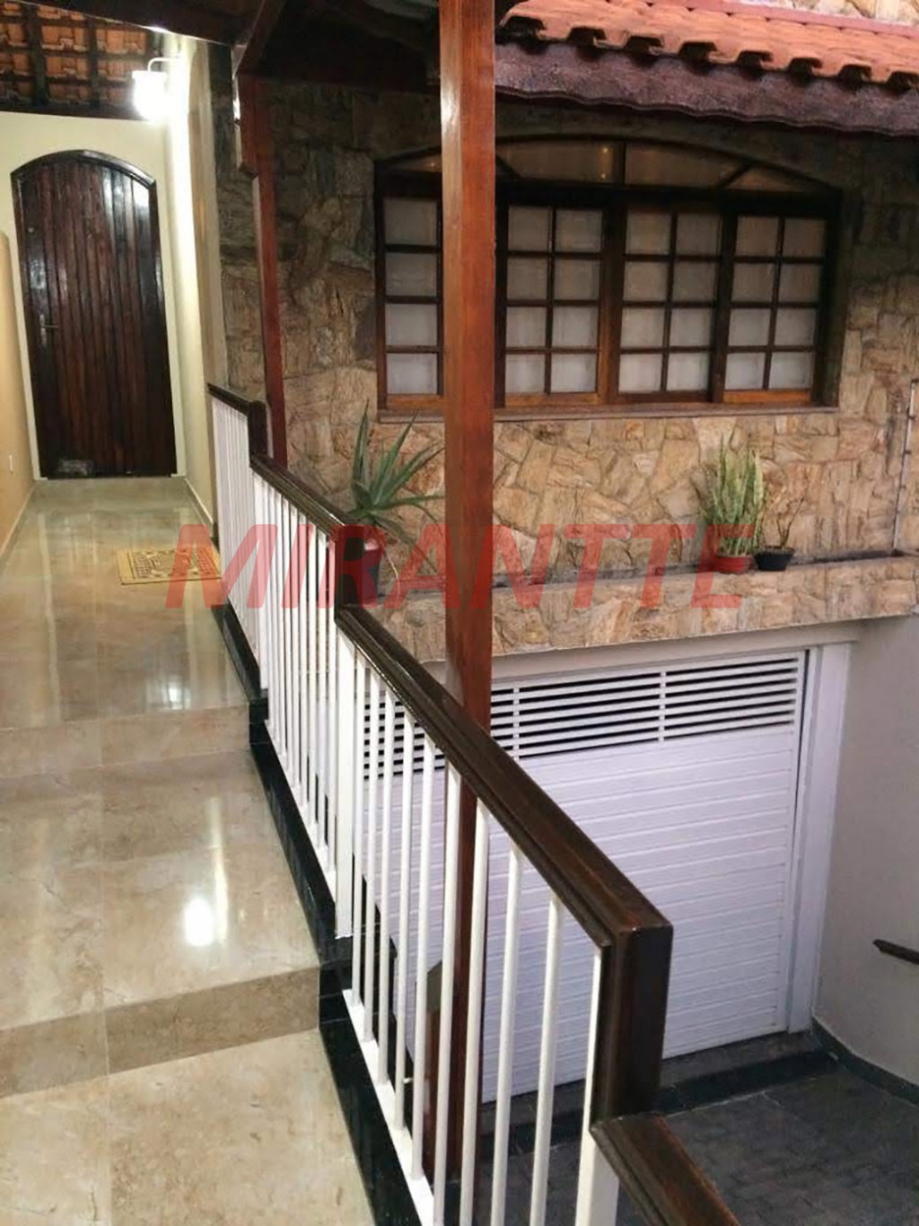Sobrado de 162m² com 3 quartos em Vila Mazzei