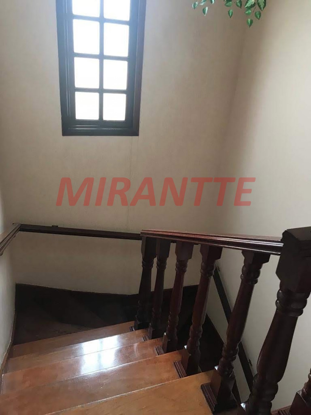 Sobrado de 162m² com 3 quartos em Vila Mazzei