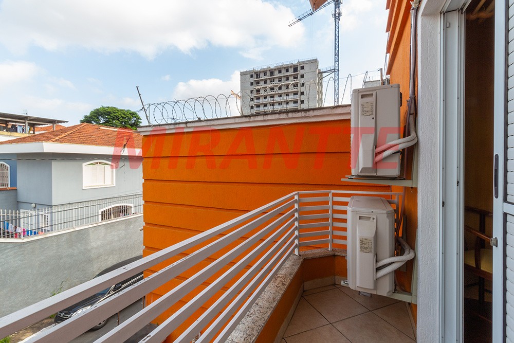 Sobrado de 420m² com 3 quartos em Parque Vitória
