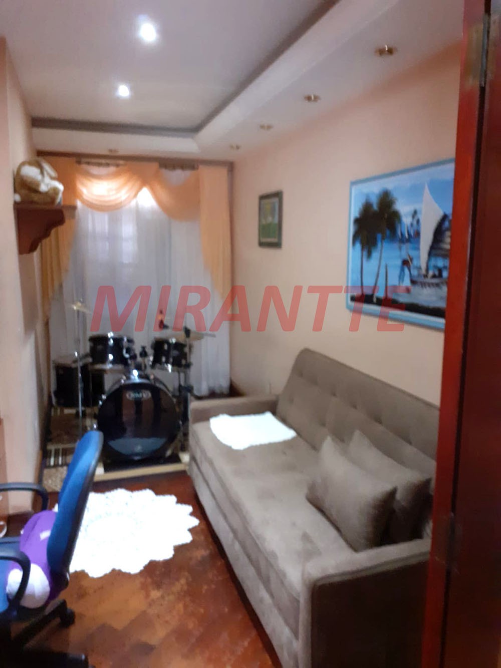 Sobrado de 200m² com 3 quartos em Vila Rosália