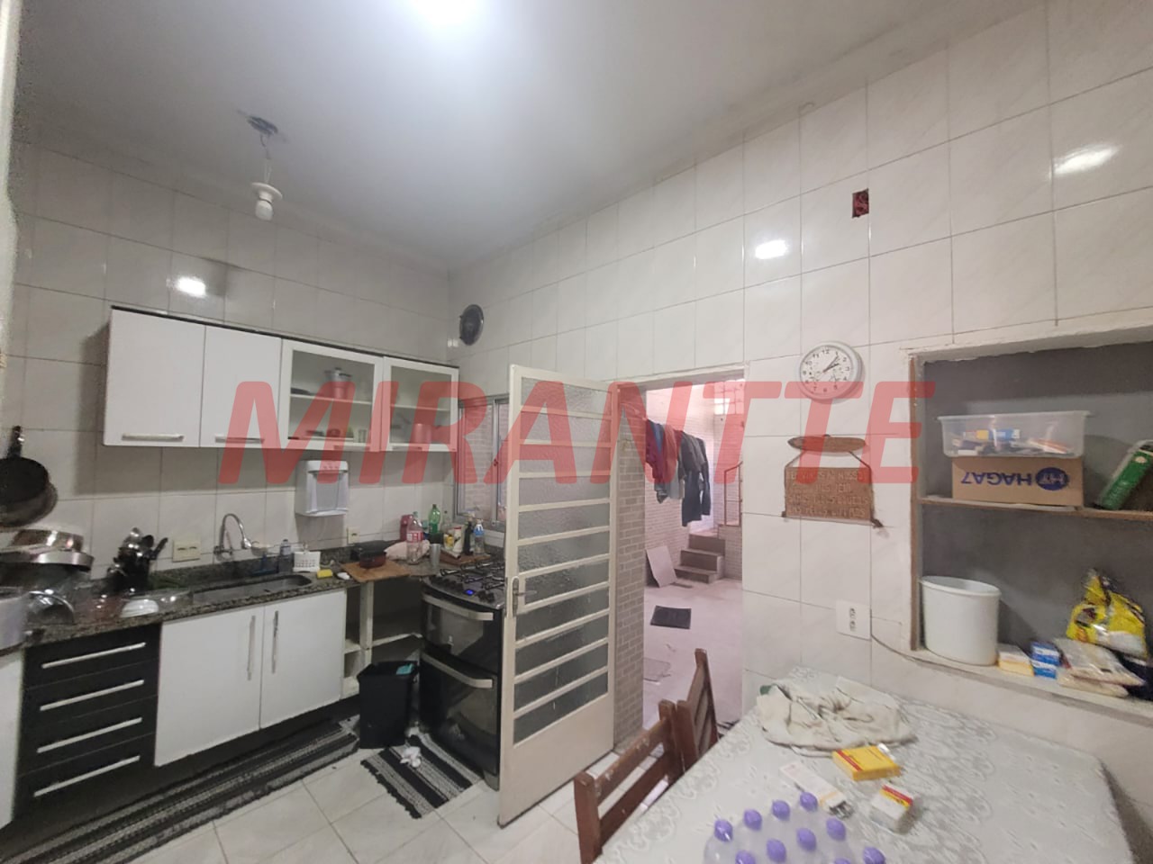 Sobrado de 230m² com 4 quartos em Santana