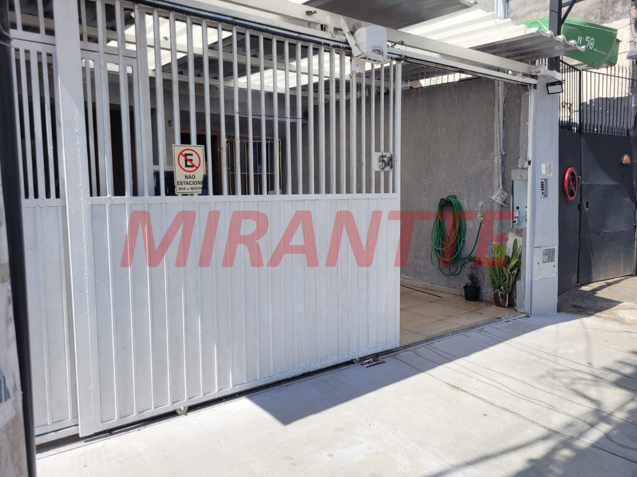 Sobrado de 230m² com 4 quartos em Santana
