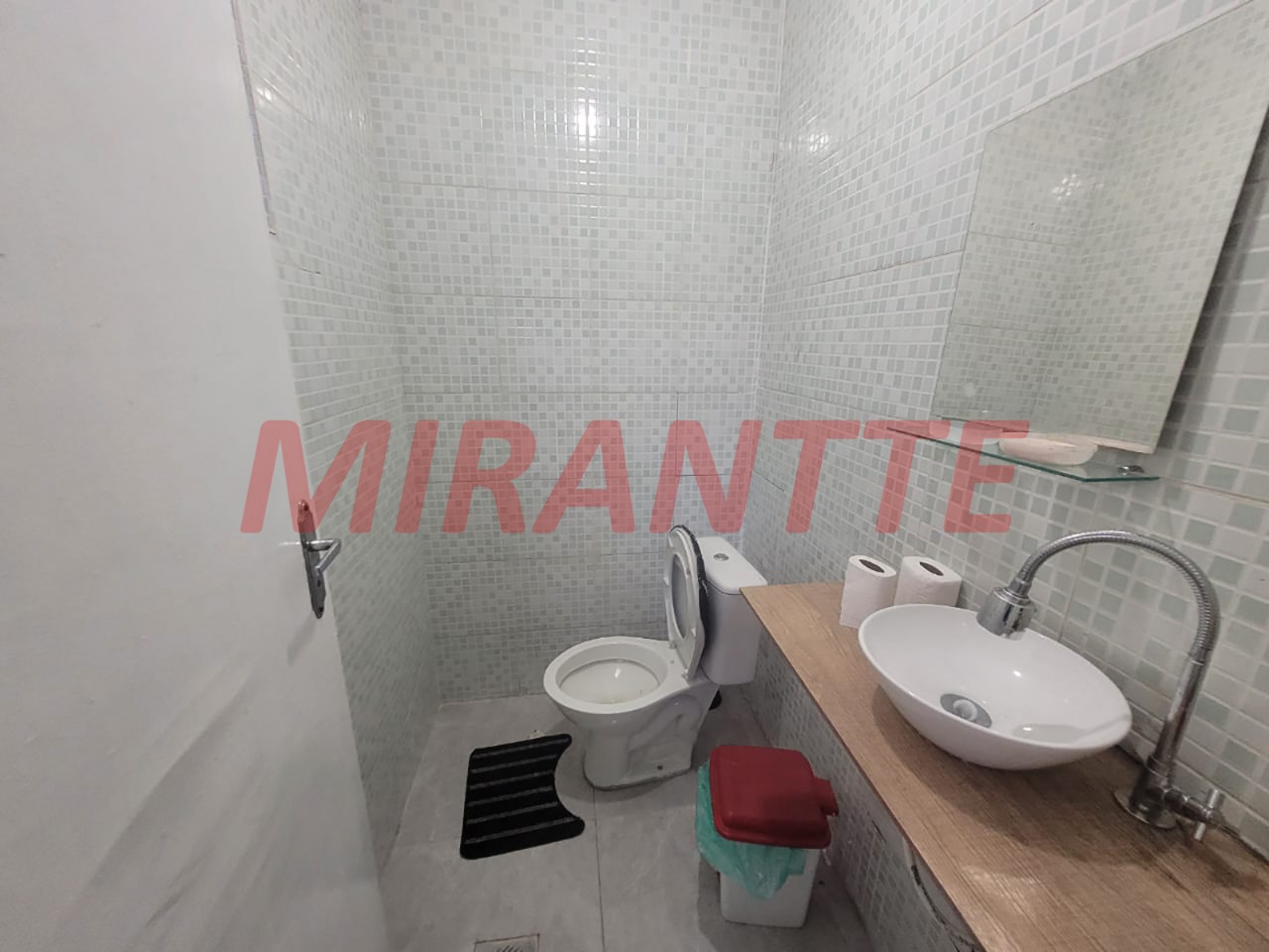Sobrado de 230m² com 4 quartos em Santana