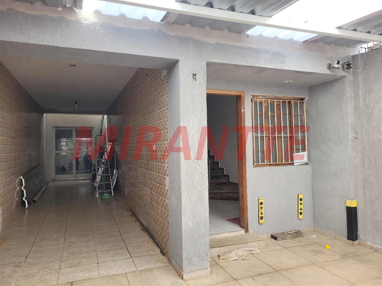 Sobrado de 230m² com 4 quartos em Santana