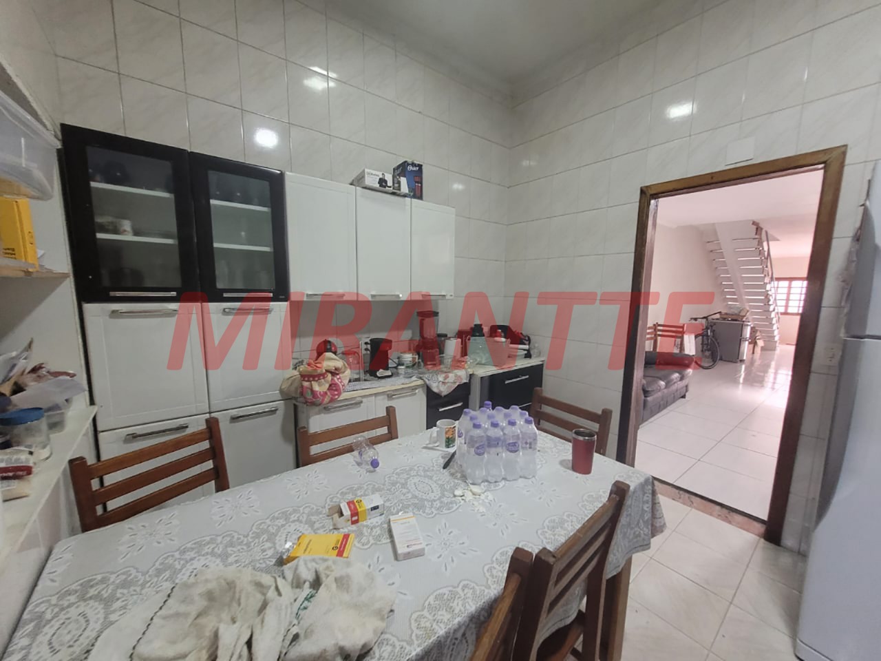 Sobrado de 230m² com 4 quartos em Santana