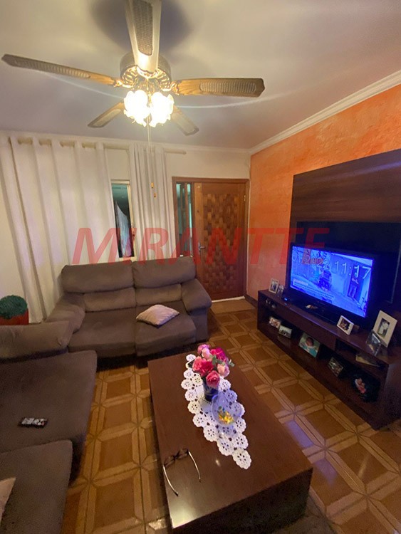 Sobrado de 180m² com 4 quartos em Vila Nilo