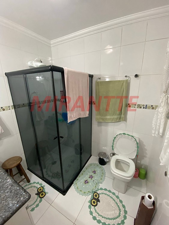 Sobrado de 180m² com 4 quartos em Vila Nilo