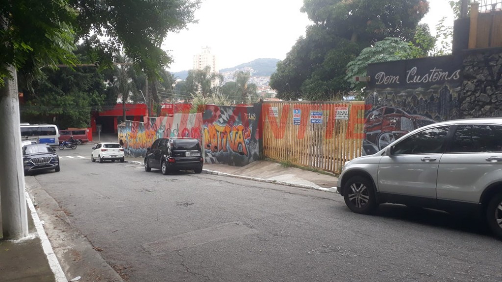 Terreno de 503m² em Jardim Tremembé
