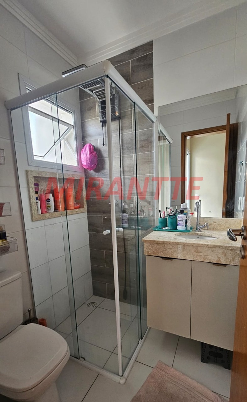 Sobrado de 126m² com 3 quartos em Imirim