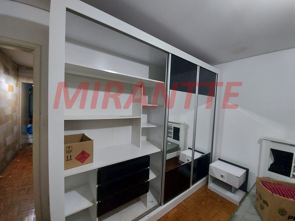 Sobrado de 180m² com 2 quartos em Santana