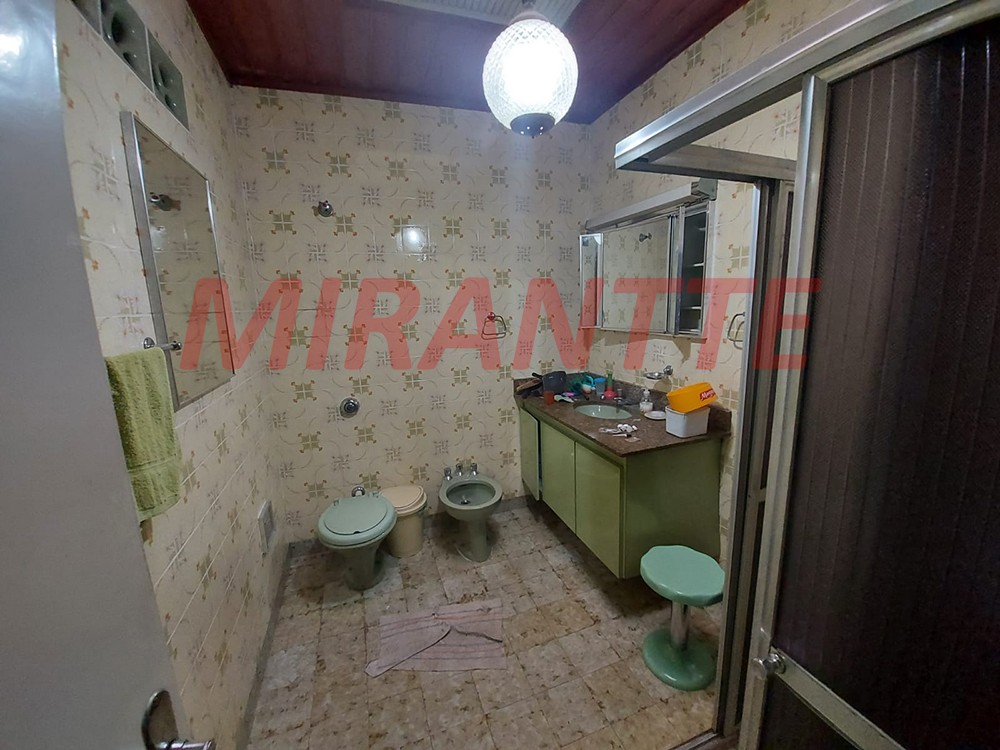 Sobrado de 180m² com 2 quartos em Santana