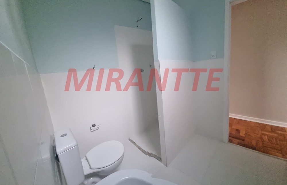 Sobrado de 125m² com 2 quartos em Água Fria