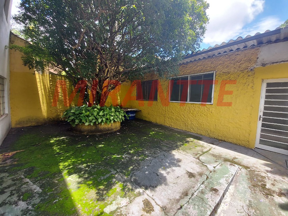 Casa terrea de 600m² com 10 quartos em Tremembe