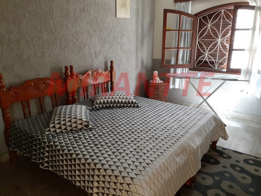 Sobrado de 398m² com 3 quartos em Vila Rosália
