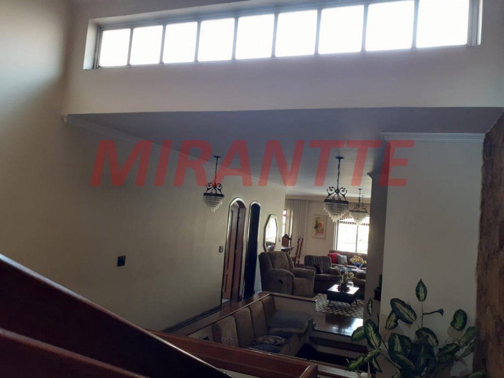 Sobrado de 398m² com 3 quartos em Vila Rosália