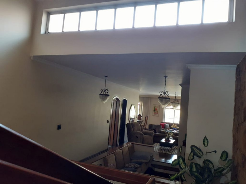 Sobrado de 398m² com 3 quartos em Vila Rosália