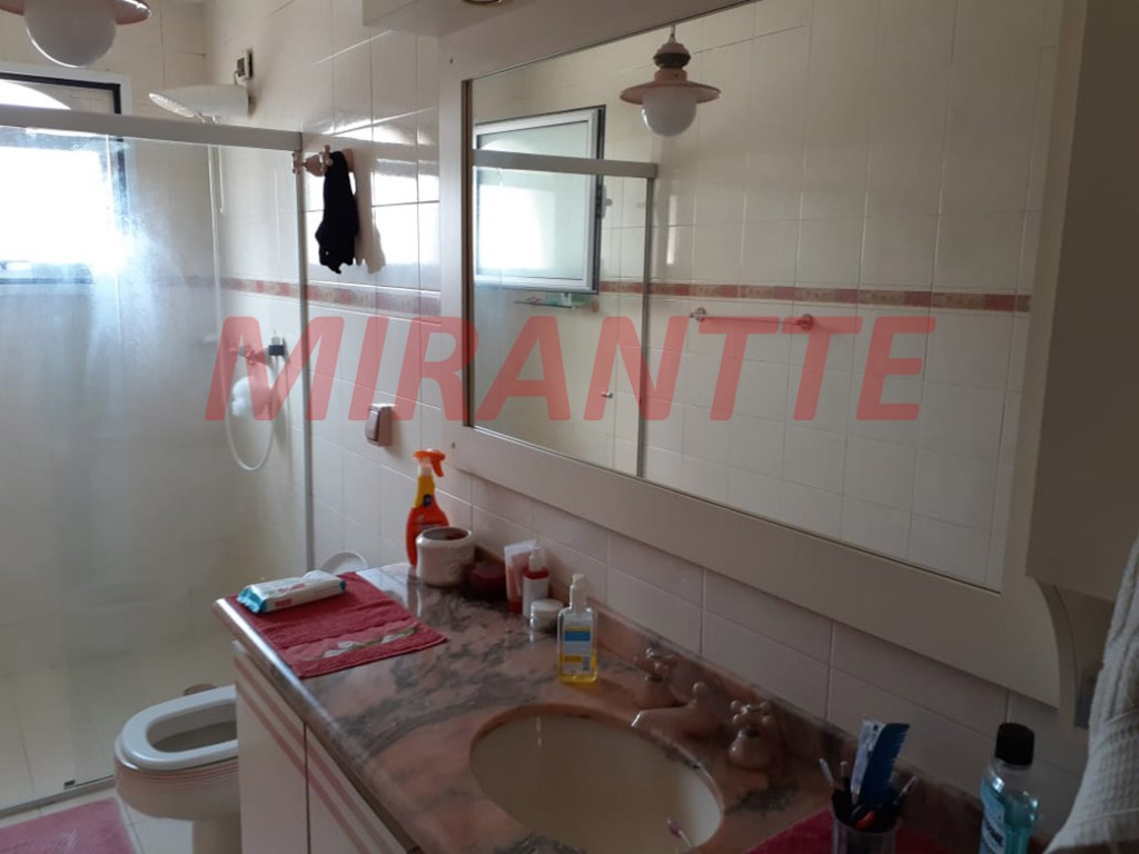 Sobrado de 398m² com 3 quartos em Vila Rosália