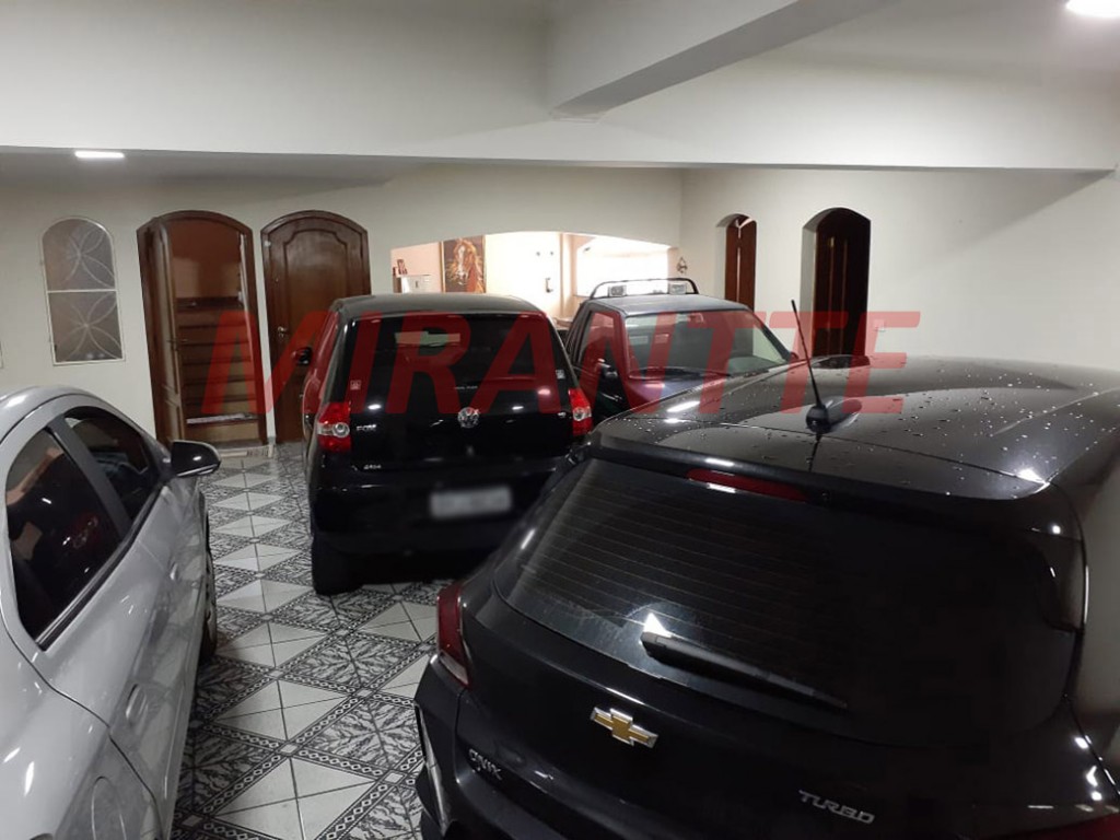 Sobrado de 398m² com 3 quartos em Vila Rosália
