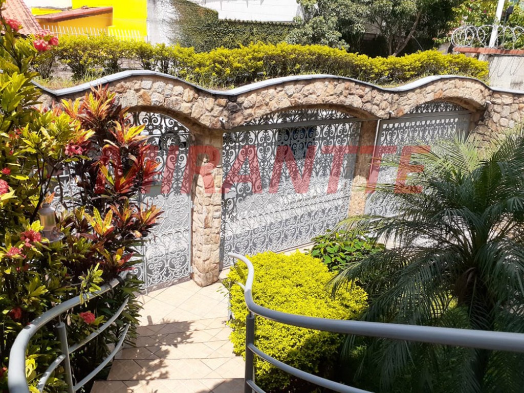 Sobrado de 398m² com 3 quartos em Vila Rosália