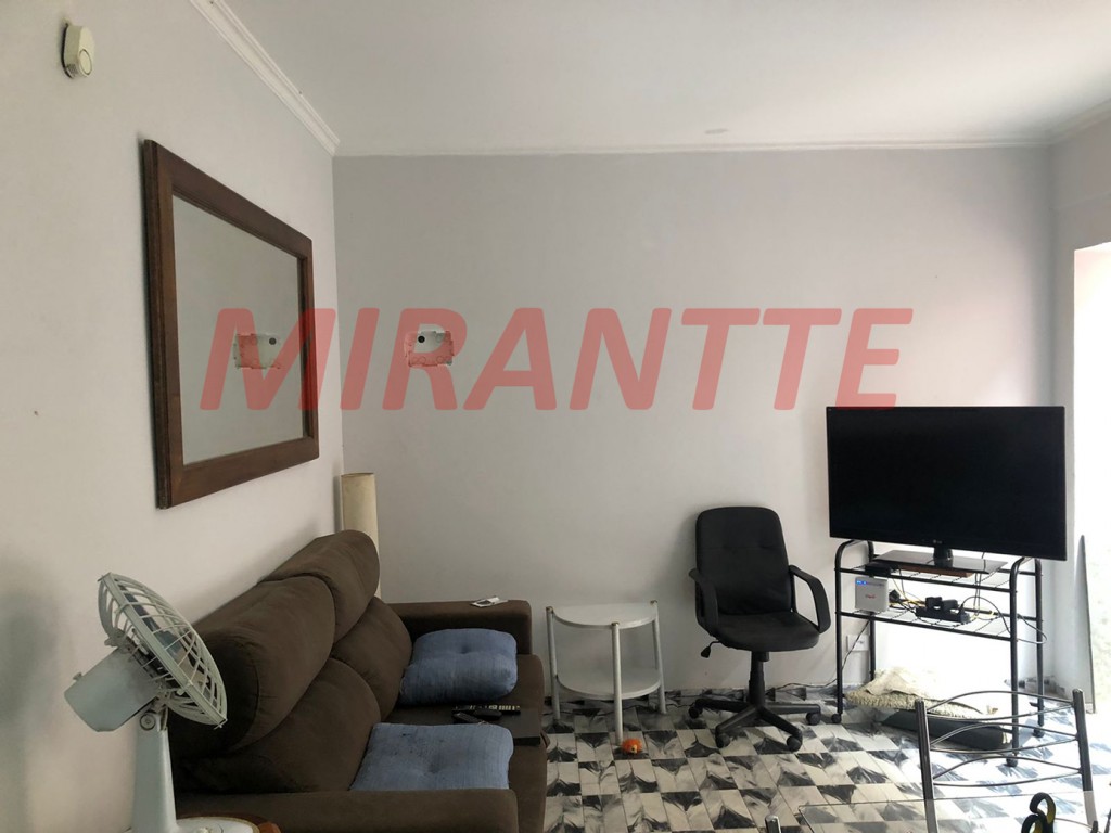 Sobrado de 260m² com 4 quartos em Santana