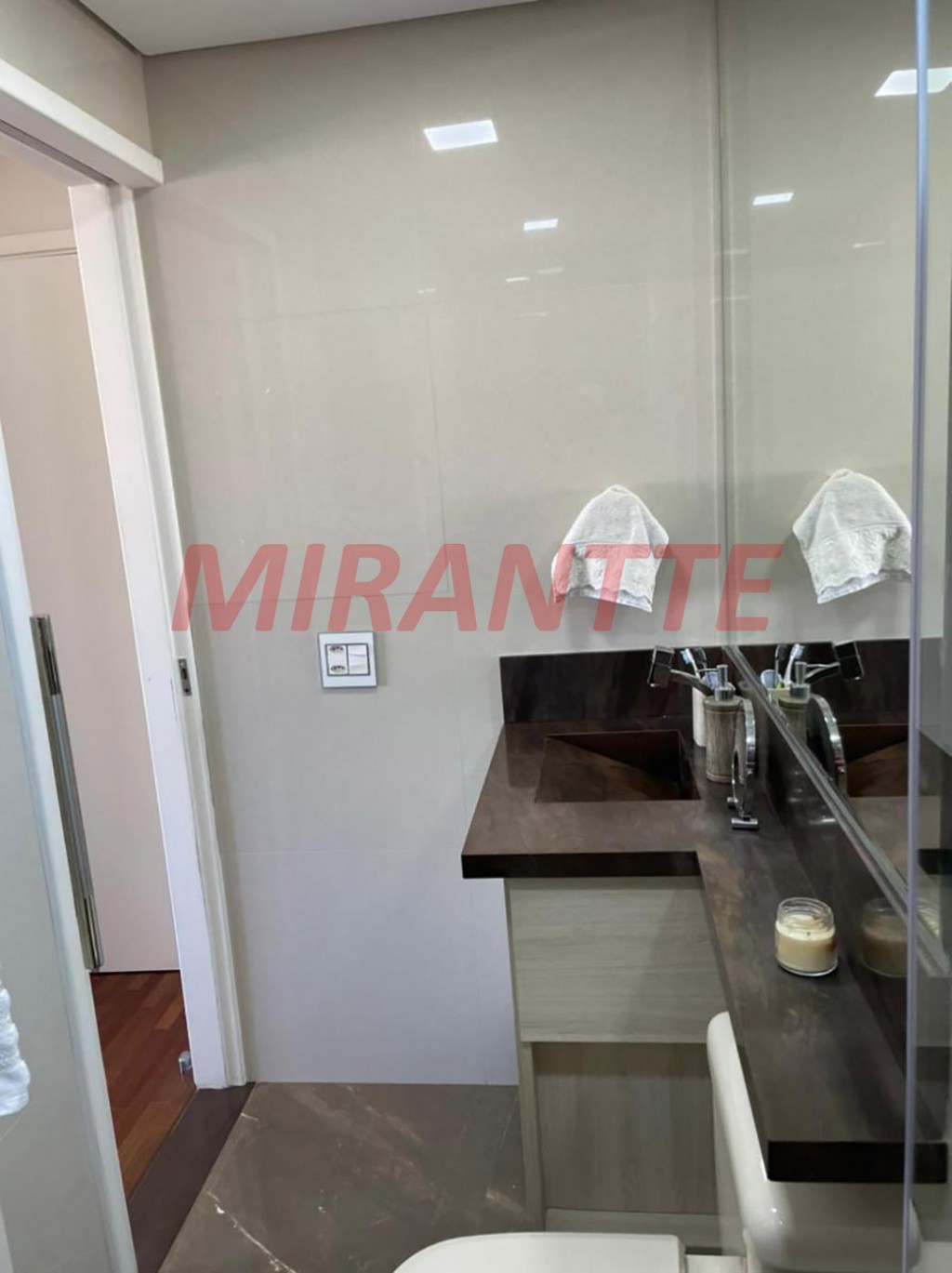 Apartamento de 60m² com 2 quartos em NÃO INFORMADO