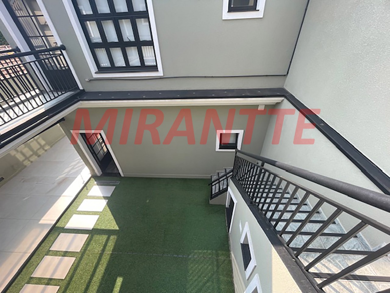 Comercial de 200m² em Santana