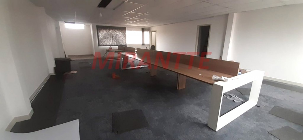 Comercial de 500m² em Jardim Bom Clima