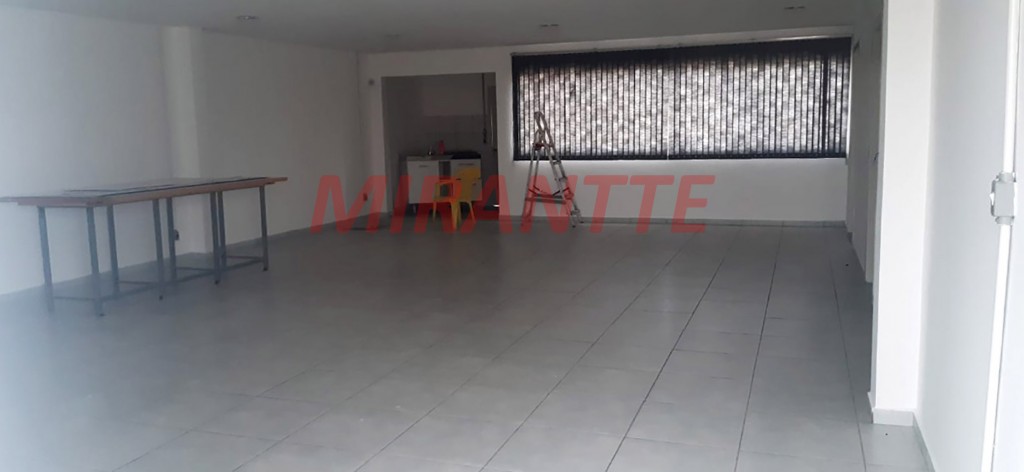 Comercial de 500m² em Jardim Bom Clima