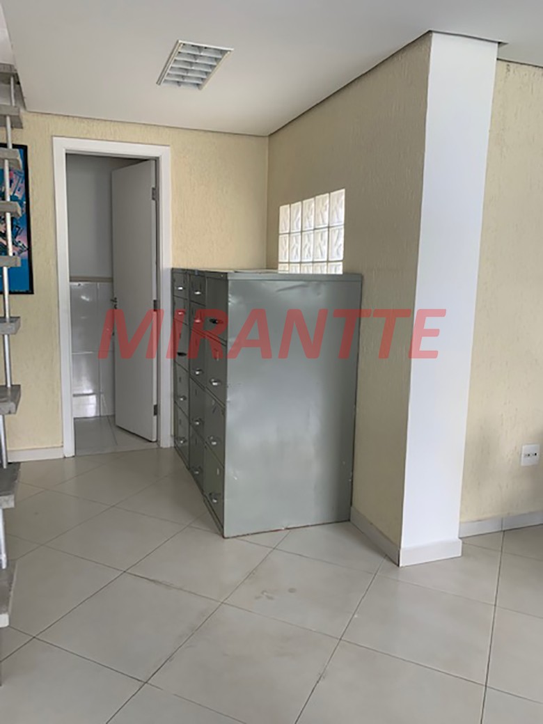 Comercial de 420m² em Santana