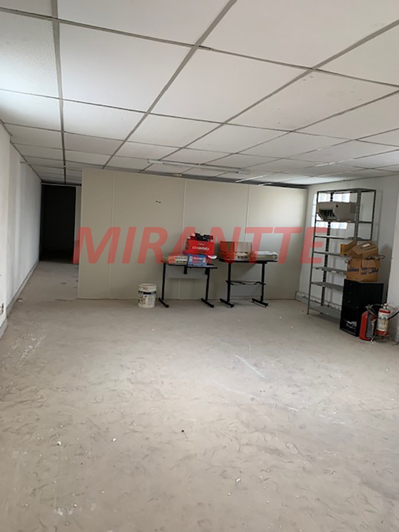 Comercial de 420m² em Santana