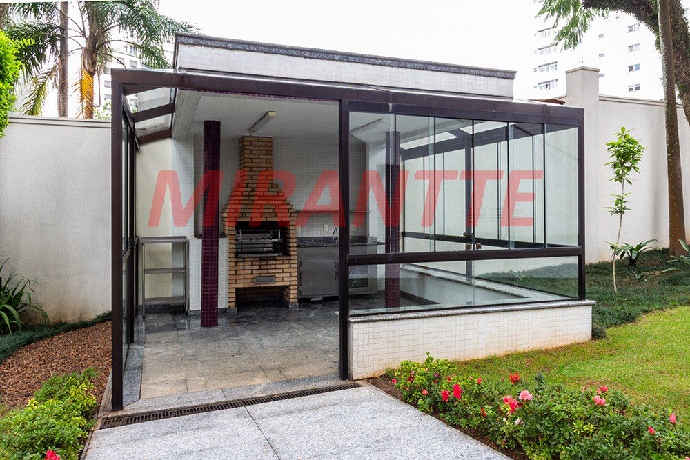 Apartamento de 286m² com 4 quartos em Água Fria