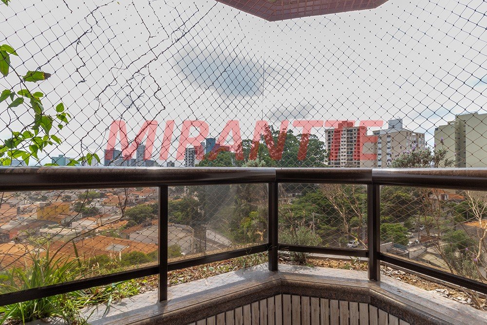 Apartamento de 286m² com 4 quartos em Água Fria
