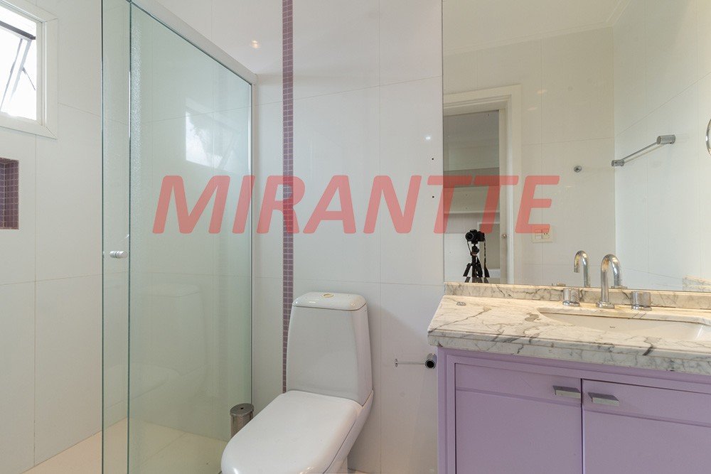 Apartamento de 286m² com 4 quartos em Água Fria