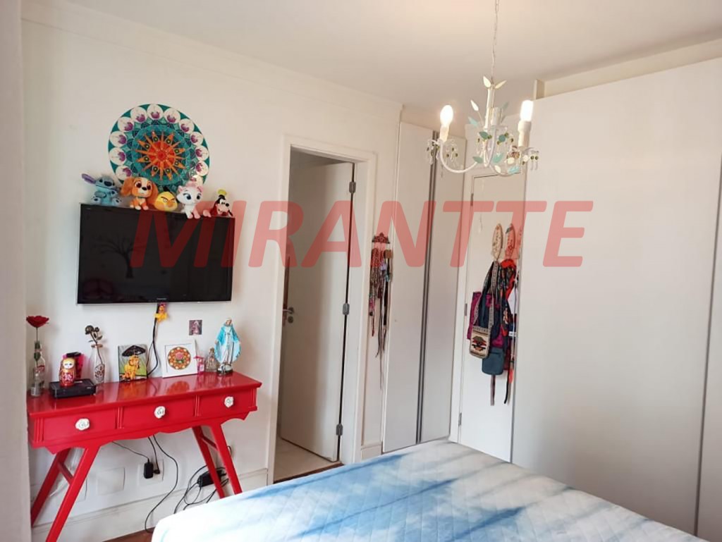 Sobrado de 235m² com 4 quartos em Tremembe