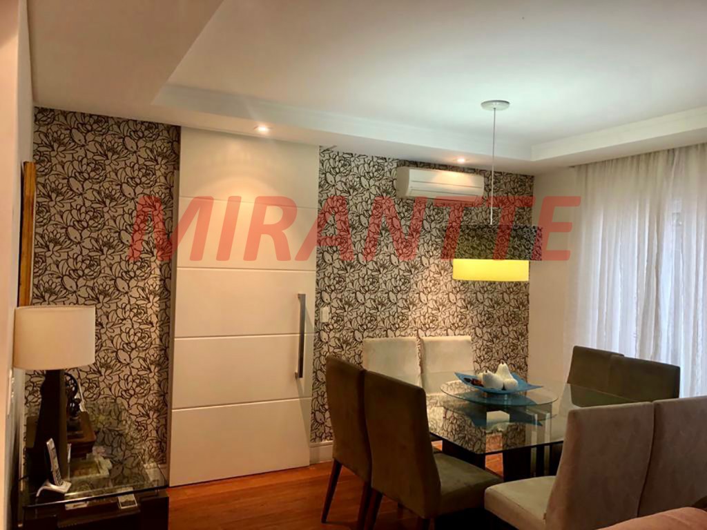 Sobrado de 235m² com 4 quartos em Tremembe