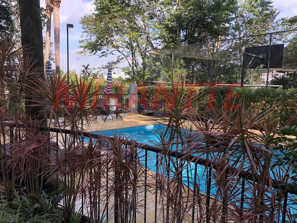 Sobrado de 235m² com 4 quartos em Tremembe