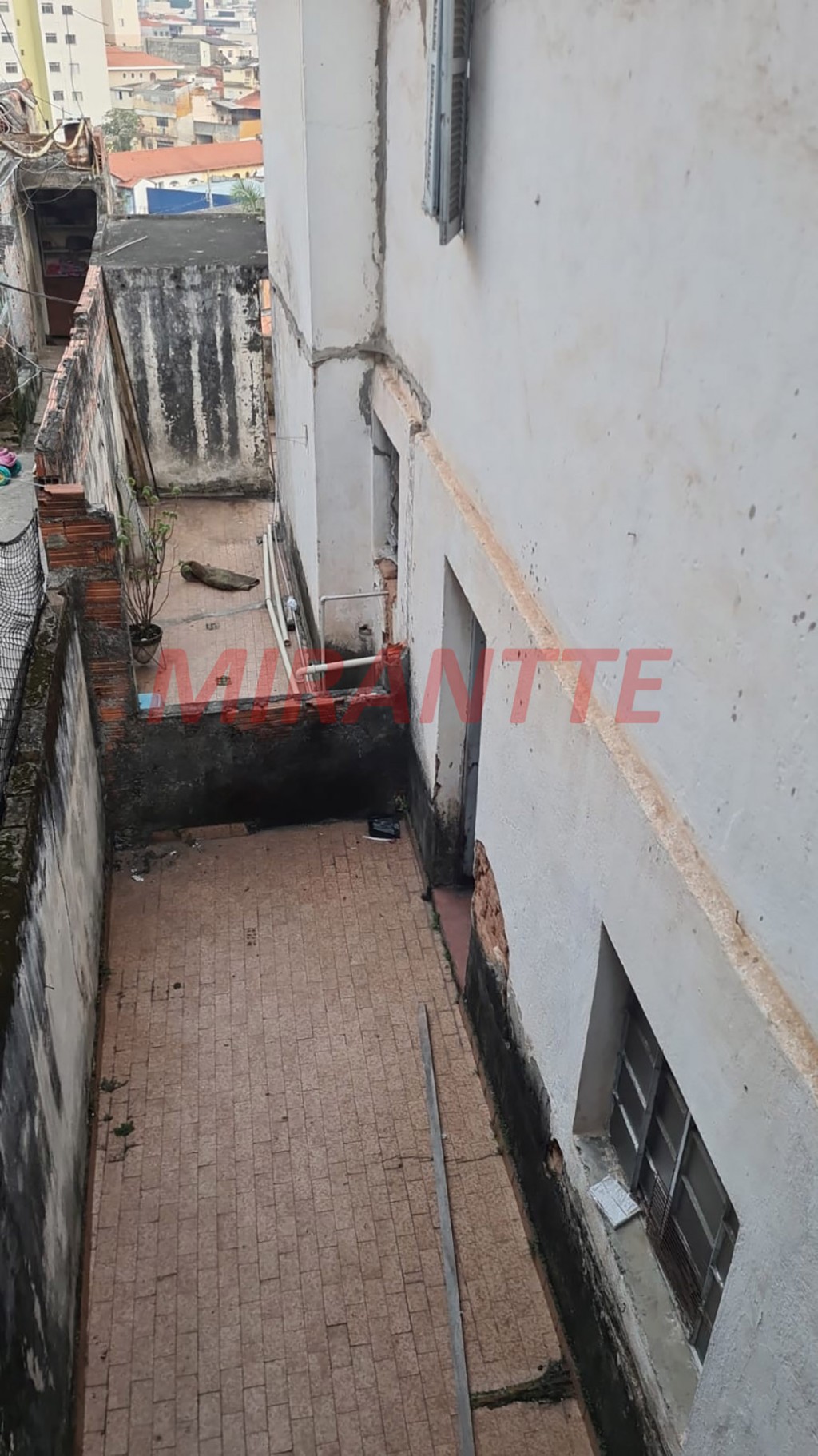 Terreno de 320m² em Vila Aurora