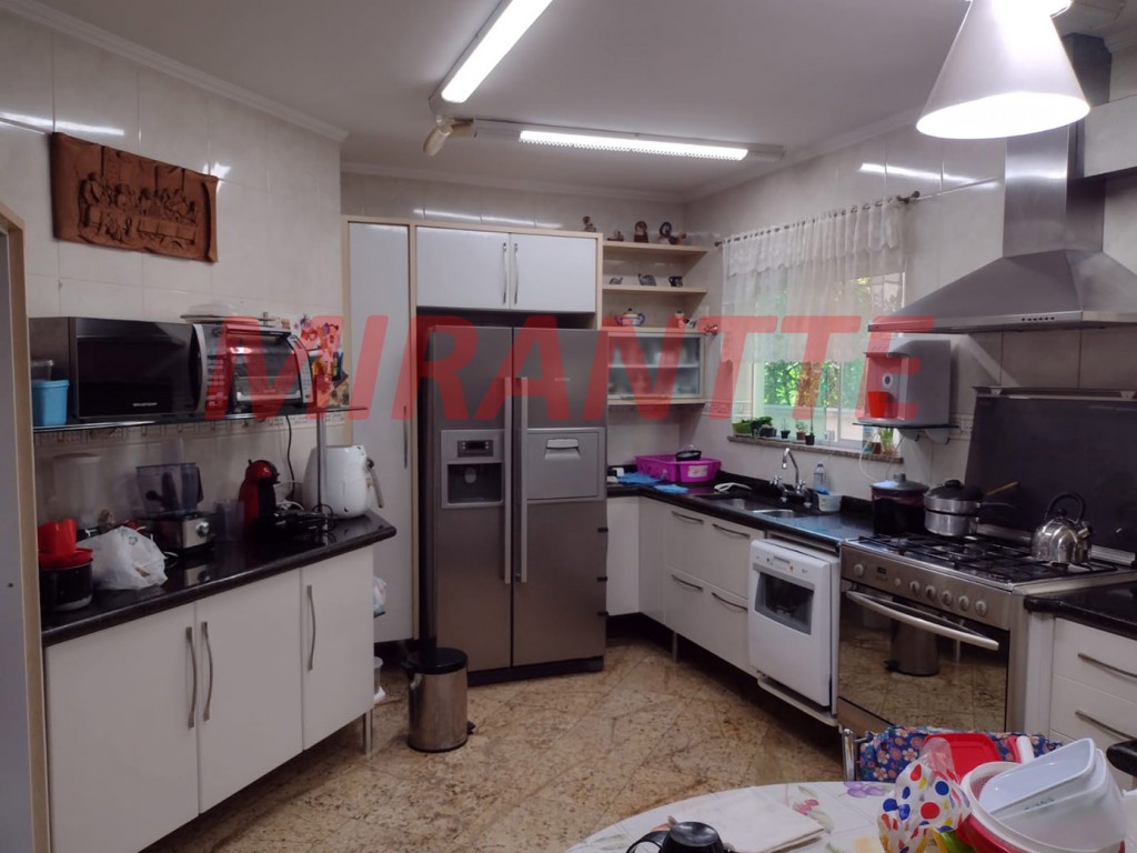 Casa terrea de 486m² com 4 quartos em Jardim Bibi