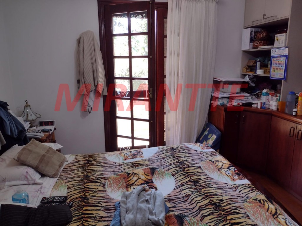 Casa terrea de 486m² com 4 quartos em Jardim Bibi