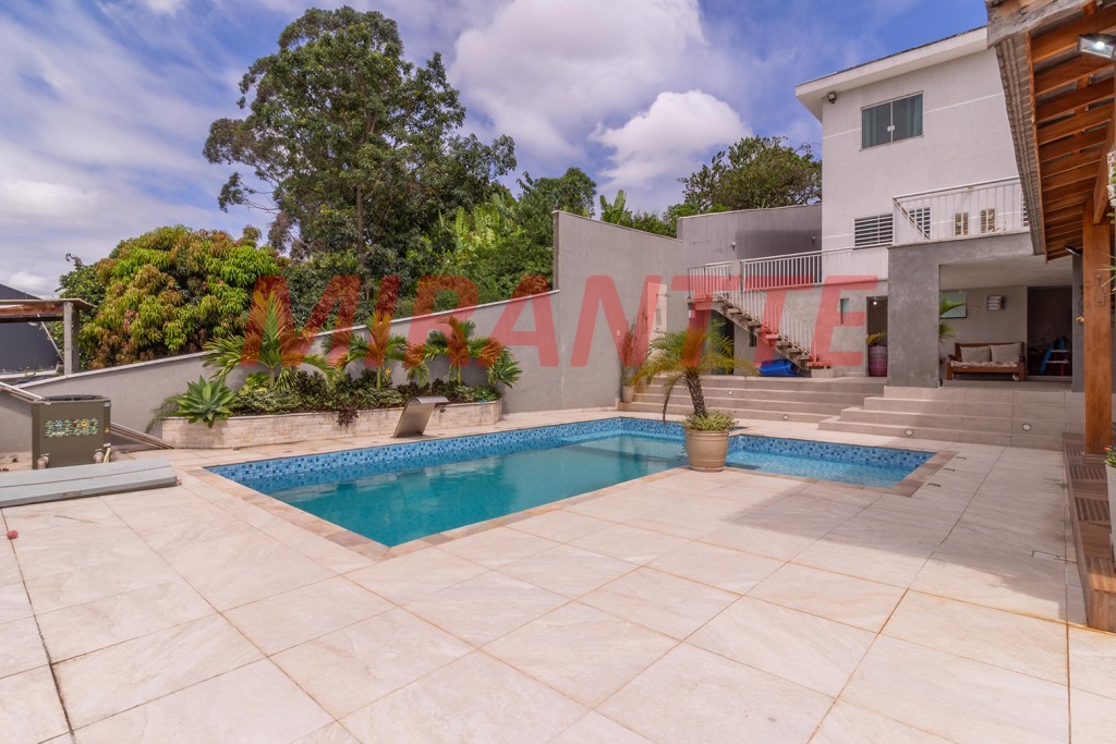 Sobrado de 215m² com 3 quartos em Palmas Do Tremembé