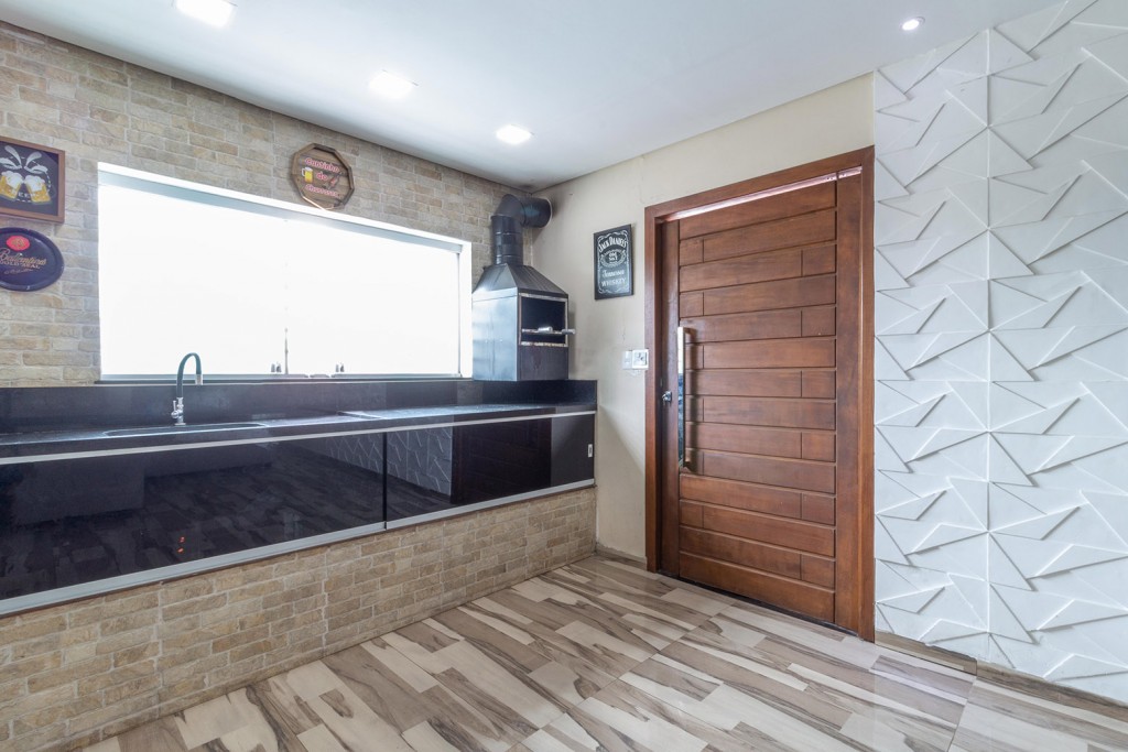 Sobrado de 215m² com 3 quartos em Palmas Do Tremembé